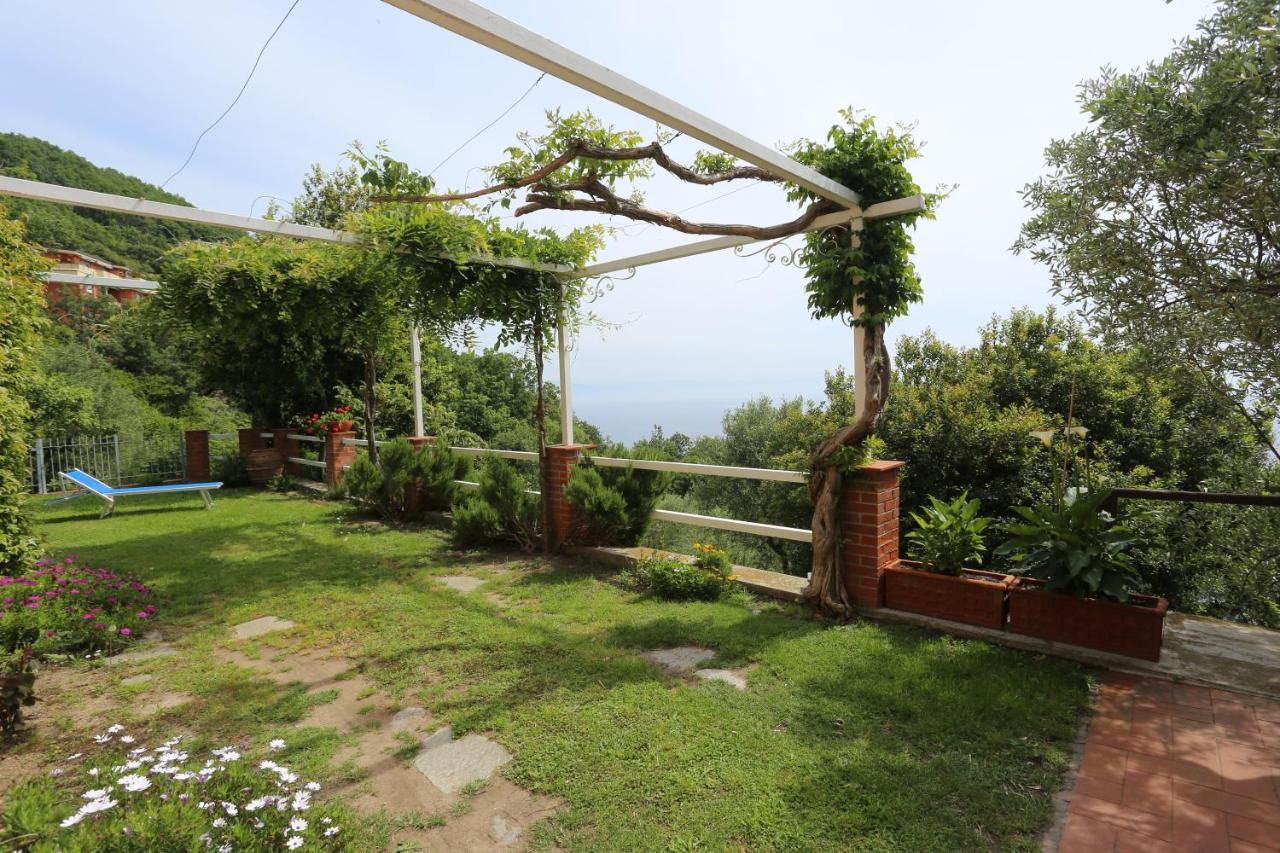 Villa Gio - Terrazza Nel Blu Bergeggi Exterior foto