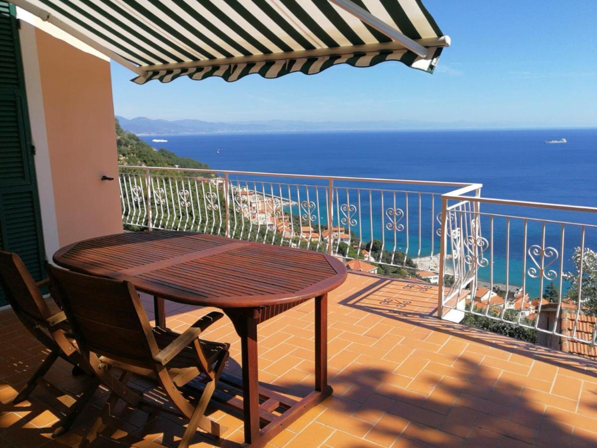 Villa Gio - Terrazza Nel Blu Bergeggi Exterior foto